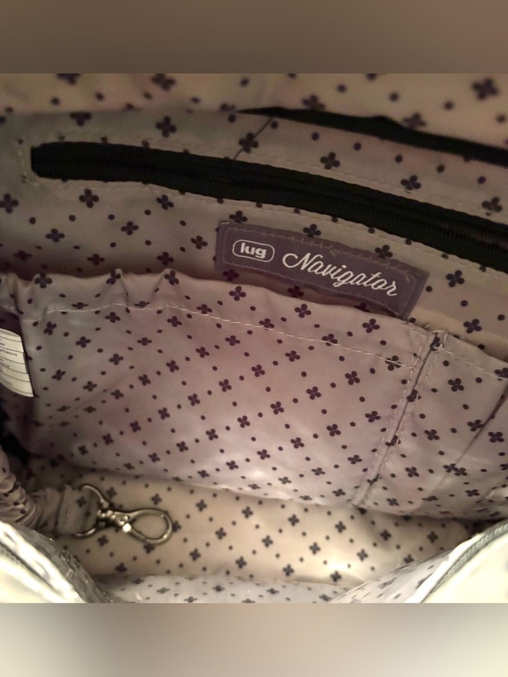 Lug Navigator Buffalo Check Red Crossbody/Shoulder Bag. NWOT - Picture 9 of 9